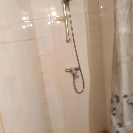 דירה 2 Frere Genestier פונז'יבו